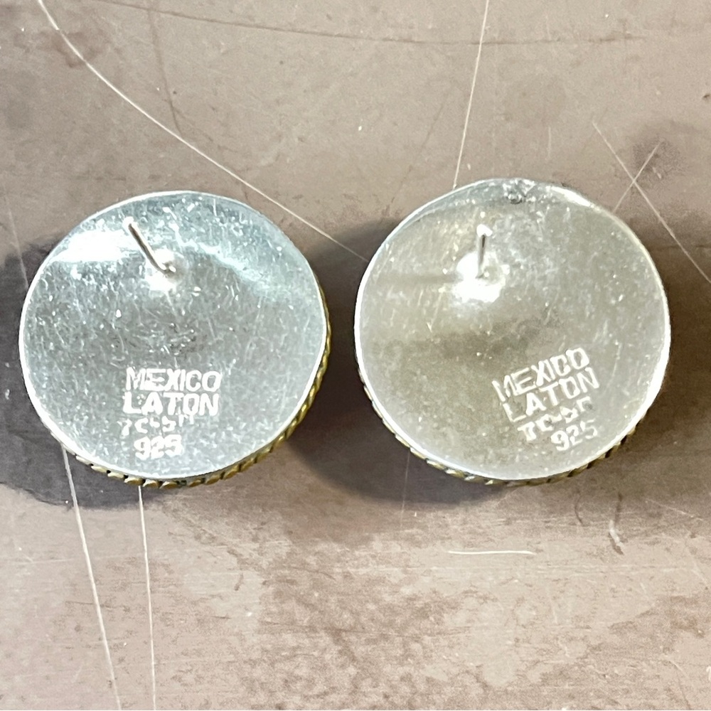 Taxco Solid sterling silver and vermeil round vermeil domed earrings Mexico - Picture 3 of 4